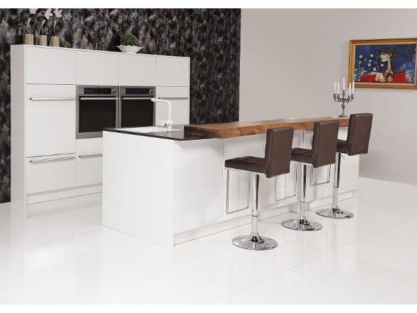 Bild 3 von Pemwieser Möbel u. Tischlerei GmbH