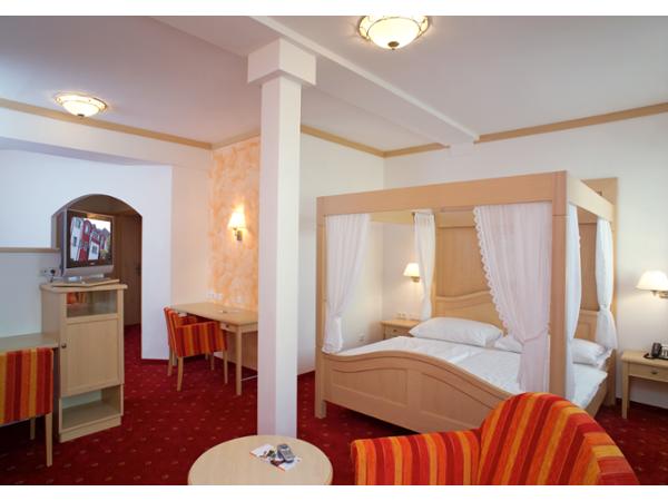 Bild 3 von Restaurant - Hotel Wallner zum grünen Baum