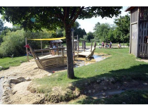 Bild 1 von Wasserspielplatz an der Liesing