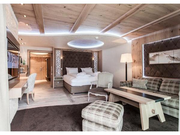 Bild 6 von STOCK Resort