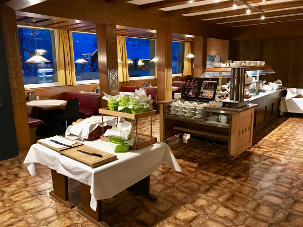 Bild 3 von Basekamp - Mountain Budget Hotel