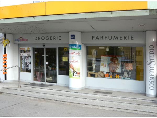 Bild 1 von Kosmetikfachinstitut der Europa-Apotheke