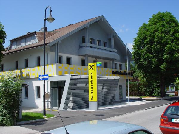 Bild 3 von Raiffeisenbank Wr. Neustadt-Schneebergland eGen -Bankstelle Neunkirchen