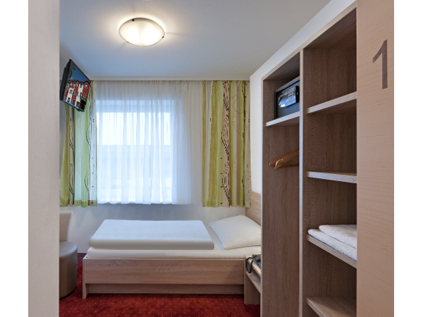 Bild 13 von Restaurant - Hotel Wallner zum grünen Baum