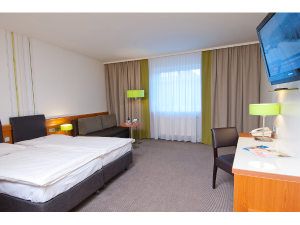 Bild 10 von City-Hotel GmbH