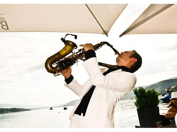 Bild 2 von SOULSAX - Der Saxophonist für Ihr Event Benny Horatschek