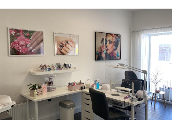 Bild 2 von La'see Hauptplatz 10 Wimpernstyling und Nageldesign e.U.