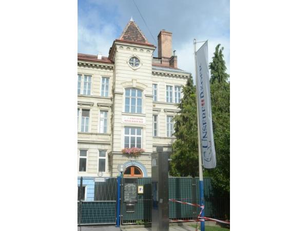 Bild 1 von Familienbad Währinger Park
