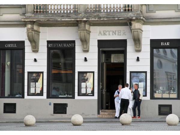 Bild 1 von Artner am Franziskanerplatz