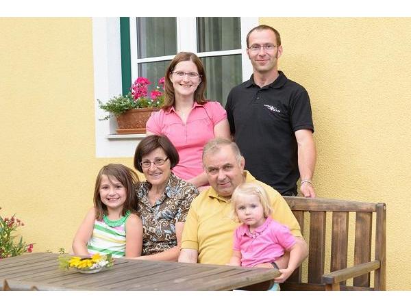 Bild 2 von Braun Fam Weingut