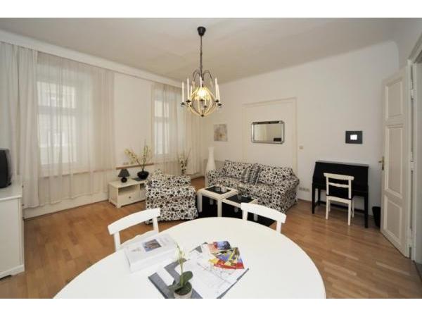 Bild 6 von JL Invest GmbH
