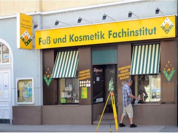 Bild 1 von Fußpflegeinstitut Karin Vogel & Töchter