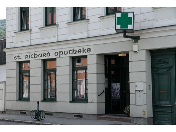 Bild 1 von St. Richard Apotheke Mag. pharm. Helene Miller KG