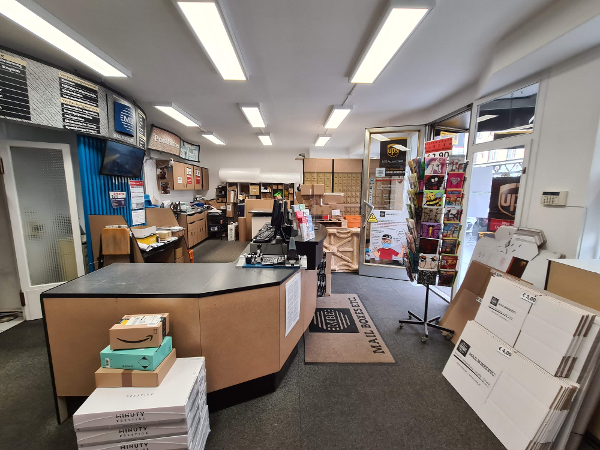 Bild 3 von Mail Boxes Etc. Walfischgasse - Versand, Verpackung, Grafik & Druck