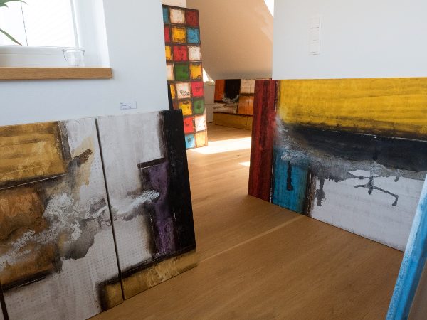 Bild 3 von Happy Art OG