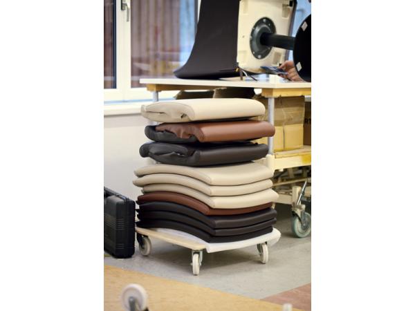 Bild 7 von NÖSSLBÖCK GmbH Polsterwerkstatt
