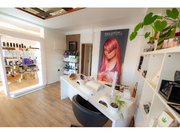 Bild 11 von Salon Couture - Inh Christina Scheubrein