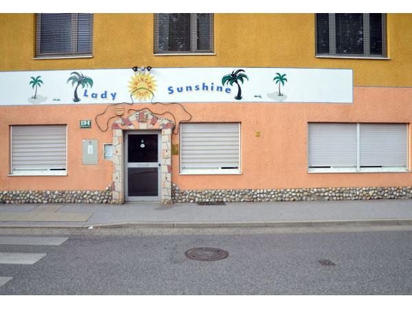 Bild 1 von Swinger Treff Lady Sunshine - Verein f aufgeschlossene & modern denkende Menschen