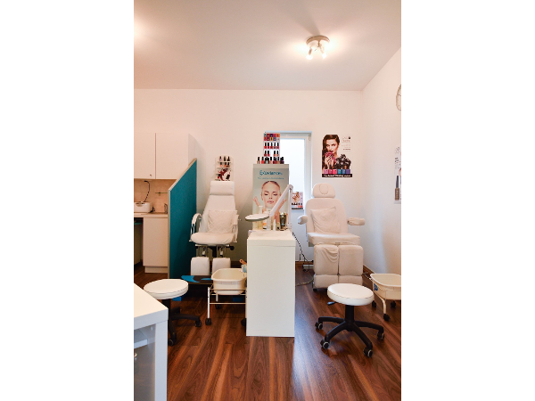 Bild 3 von Beauty Lounge 71, Iris Czecher-Zganec