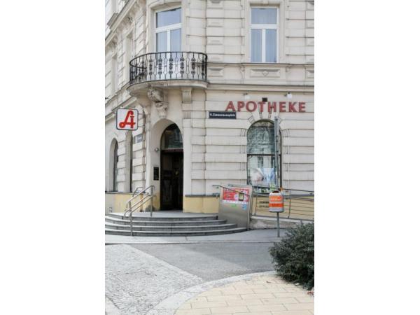 Bild 2 von Salvator-Apotheke