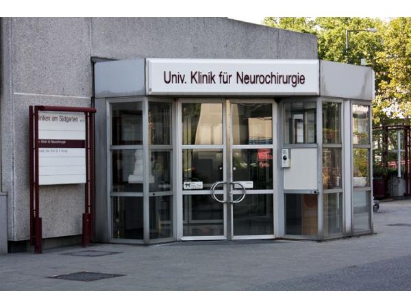 Bild 1 von Universitätsklinik für Neurochirurgie