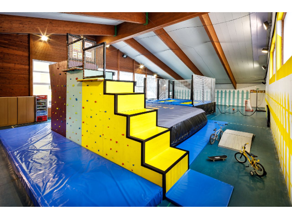 Bild 2 von Basekamp - Mountain Budget Hotel