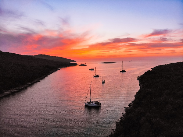 Bild 1 von Pitter Yachtcharter