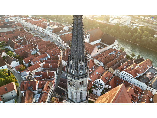 Bild 8 von Droniversum