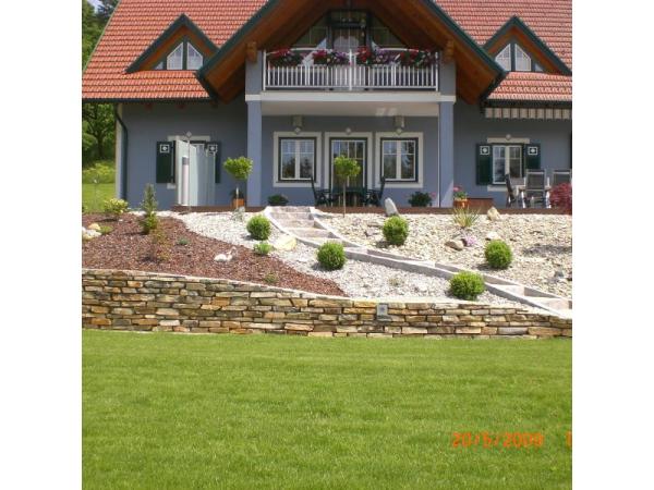 Bild 5 von Rasen Maierhold