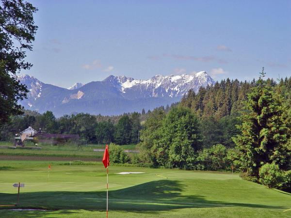 Bild 2 von Golfanlage Moosburg-Pörtschach am Wörthersee-Krumpendorf GmbH