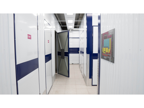 Bild 2 von STORE ROOM GMBH - Wien Handelskai