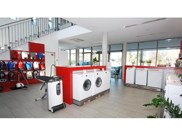Bild 2 von MIELE CENTER REHRL