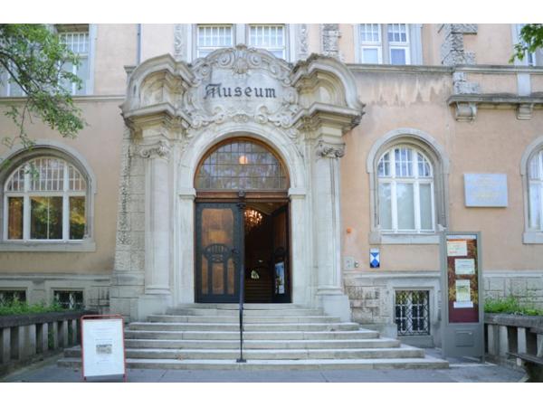 Bild 1 von Rollettmuseum