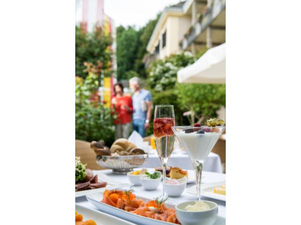 Bild 3 von Cafe Konditorei Warmbaderhof