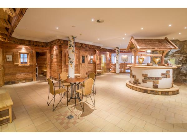 Bild 2 von Hotel Waidringer Hof - 1. Tiroler Glückshotel