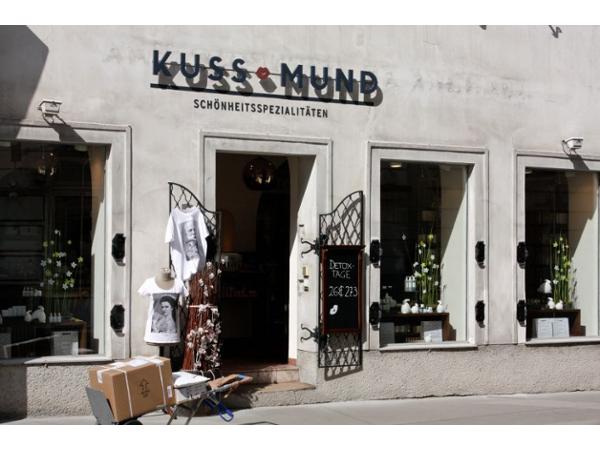 Bild 1 von Kussmund Schönheitsspezialitäten