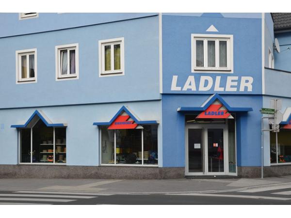 Bild 1 von Ladler Eisstöcke GmbH