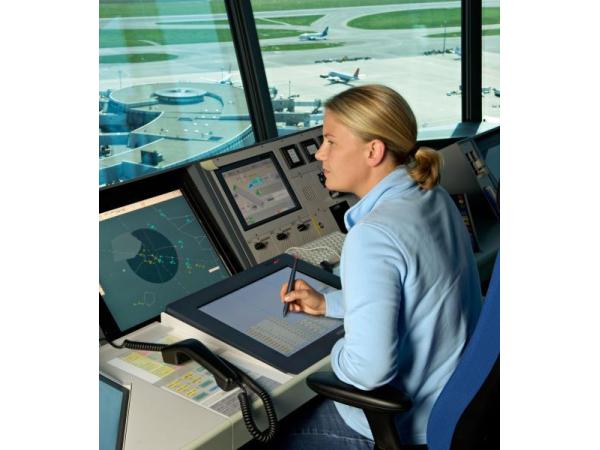Bild 1 von Austro Control GmbH Unternehmenszentrale & Air Traffic Control Center Vienna