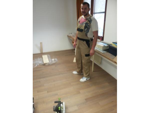 Bild 1 von Bodenleger Rajic
