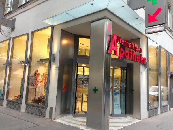 Bild 3 von Allerheiligen Apotheke Herbert Baldia KG