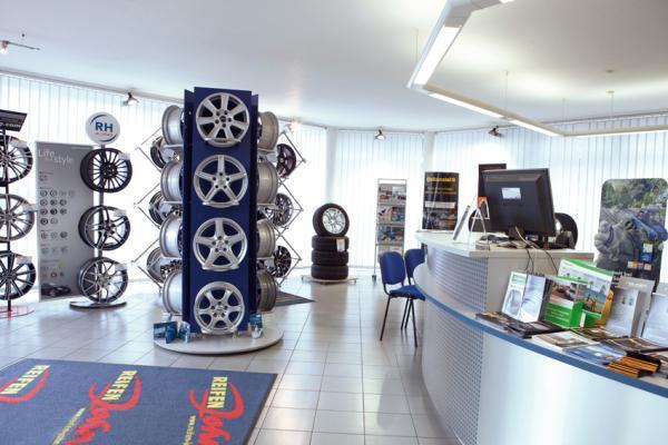 Vorschau - Foto 3 von Reifen John - Autowerkstatt & Reifenservice Wien 3