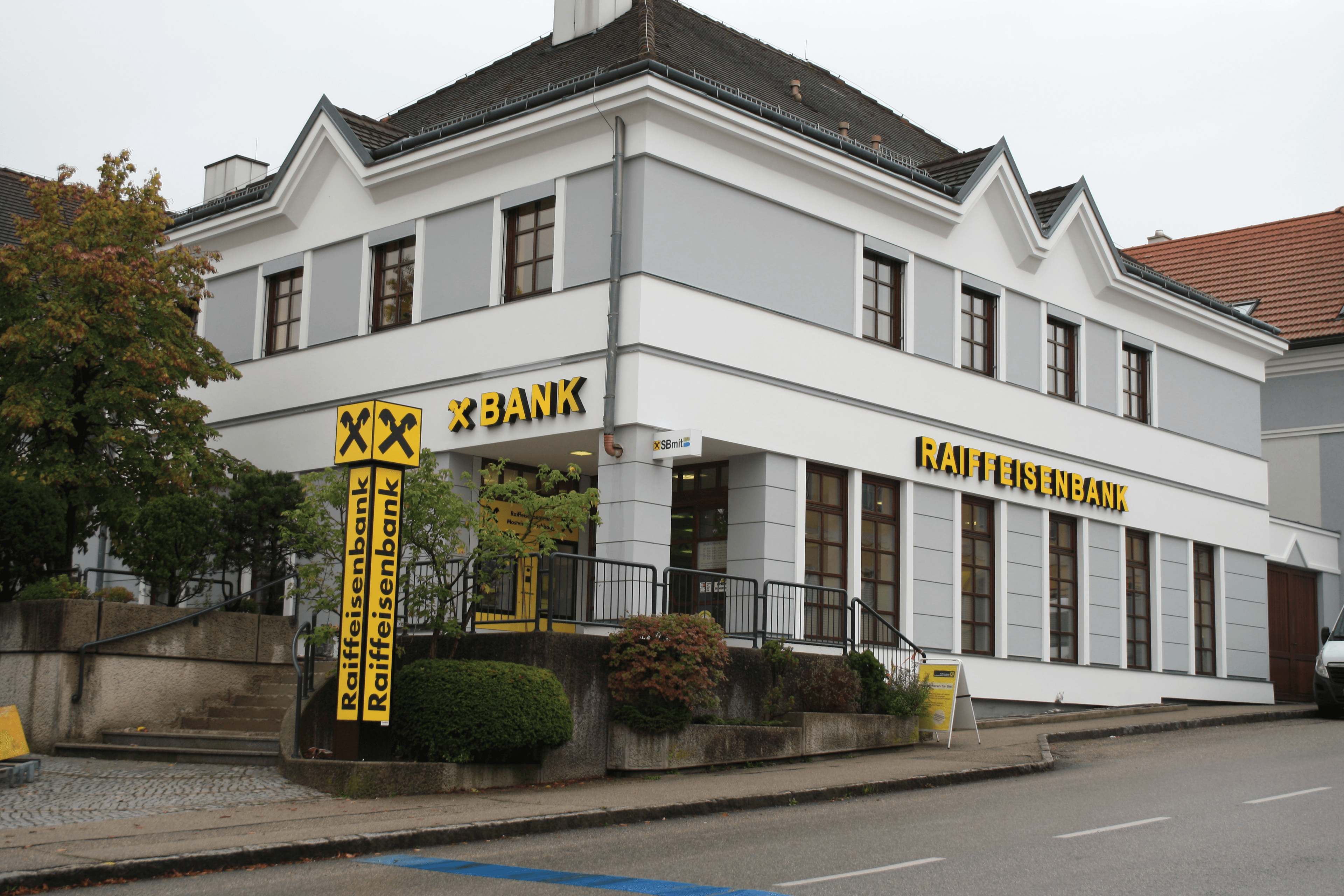 Vorschau - Foto 1 von Raiffeisenbank Region Amstetten eGen