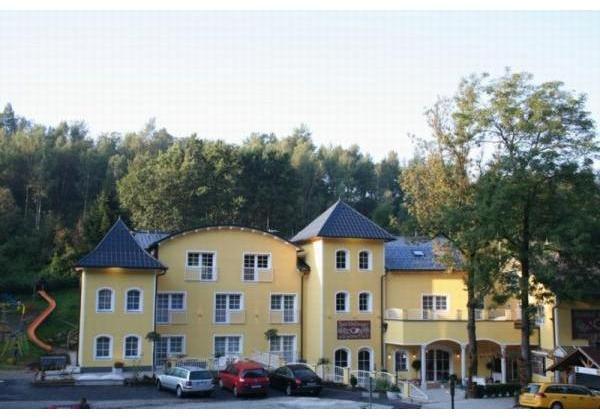 Vorschau - Foto 1 von Gasthof & Hotel Zum Grünen Wald Fam. Wolfsegger