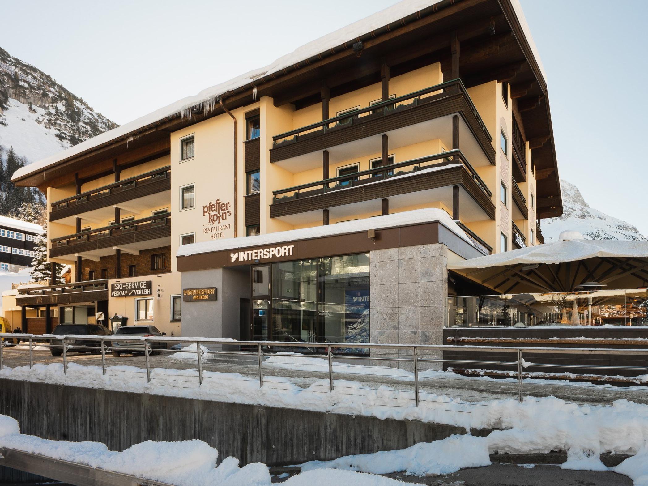 Vorschau - Foto 1 von Intersport Arlberg - Sporthaus St. Anton