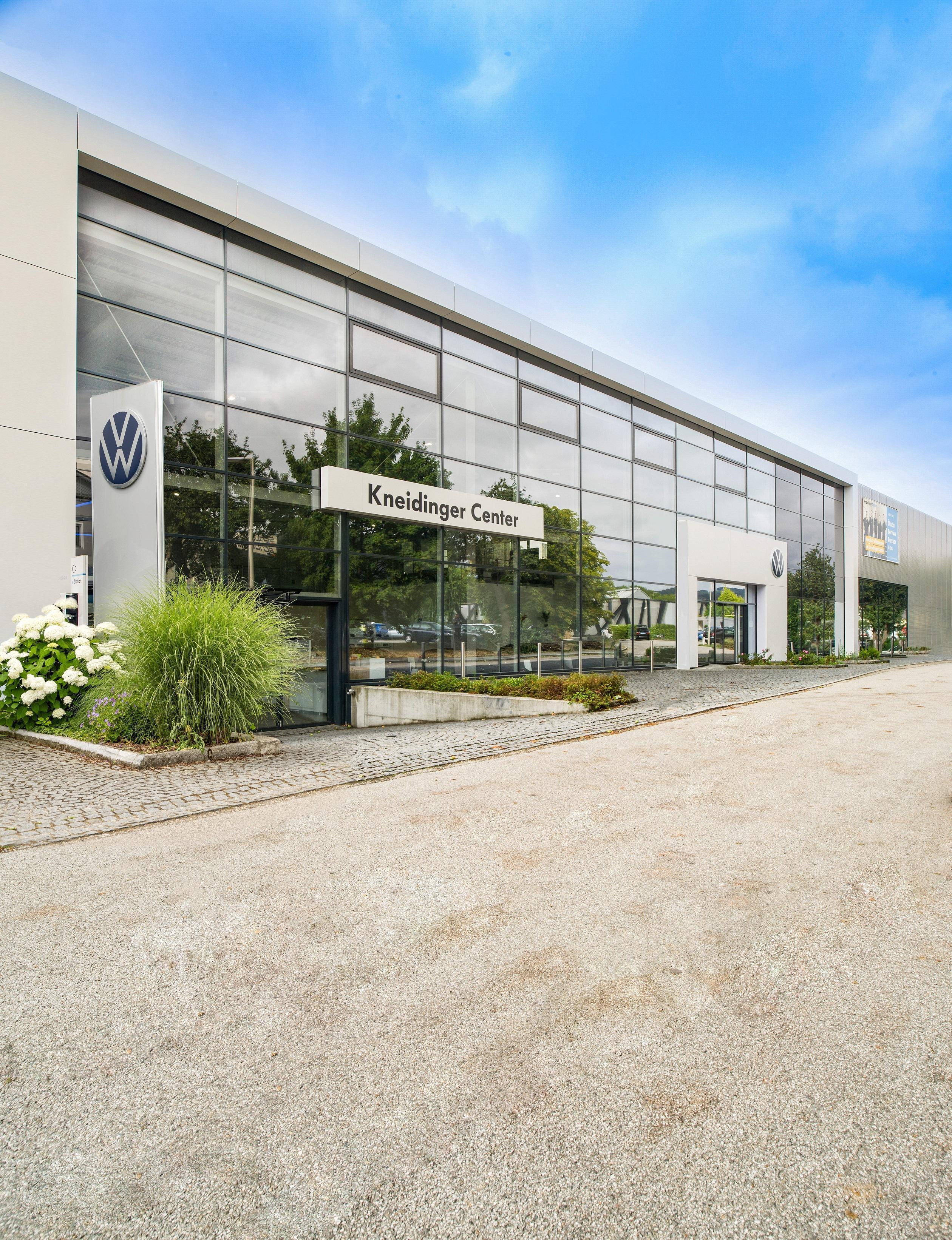 Vorschau - Foto 2 von Kneidinger Center GmbH - Ihr VW, Audi und Skoda Partner in Linz