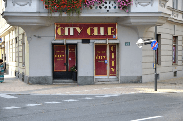 Vorschau - Foto 1 von Cafe City
