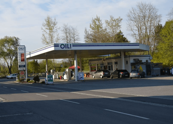 Vorschau - Foto 1 von OIL! Tankstelle