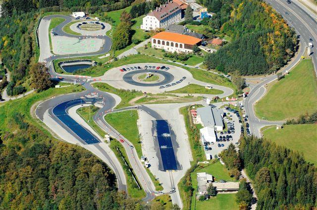 Vorschau - Foto 1 von ÖAMTC Fahrtechnikzentrum Innsbruck