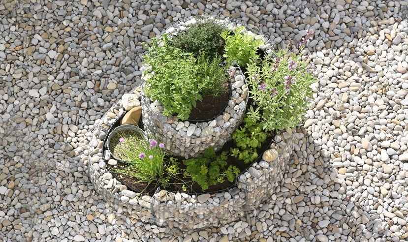 Kräuterspirale