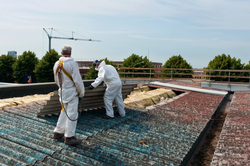 Dachplatten aus Asbest